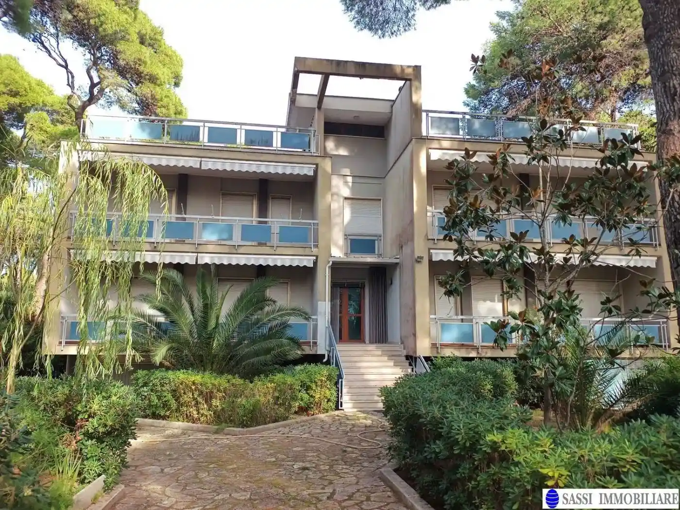 Palazzo - Edificio in vendita a Castellaneta