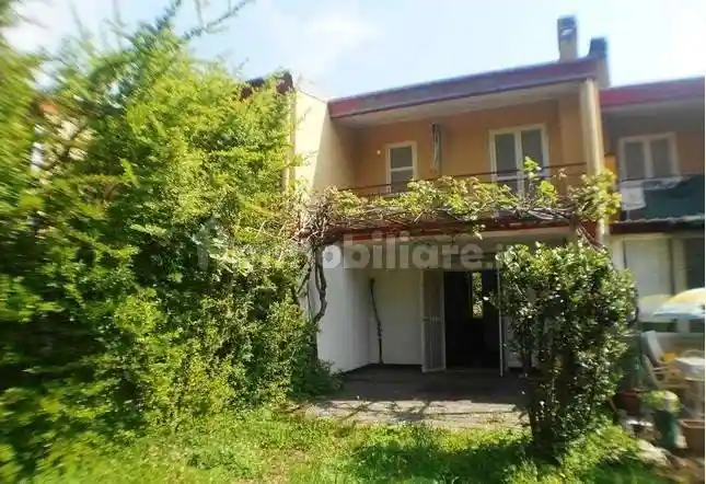 Villetta a schiera in vendita a Pessano con Bornago