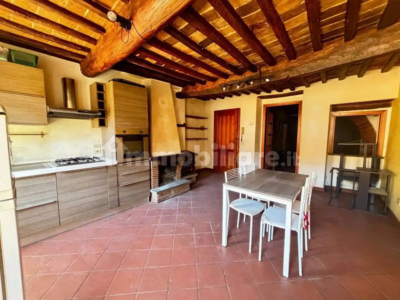 Appartamento in vendita a Montevarchi