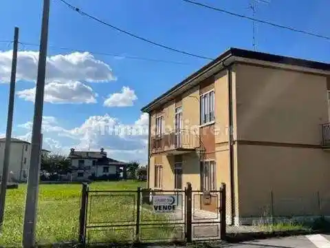 Villa in vendita a Taglio di Po