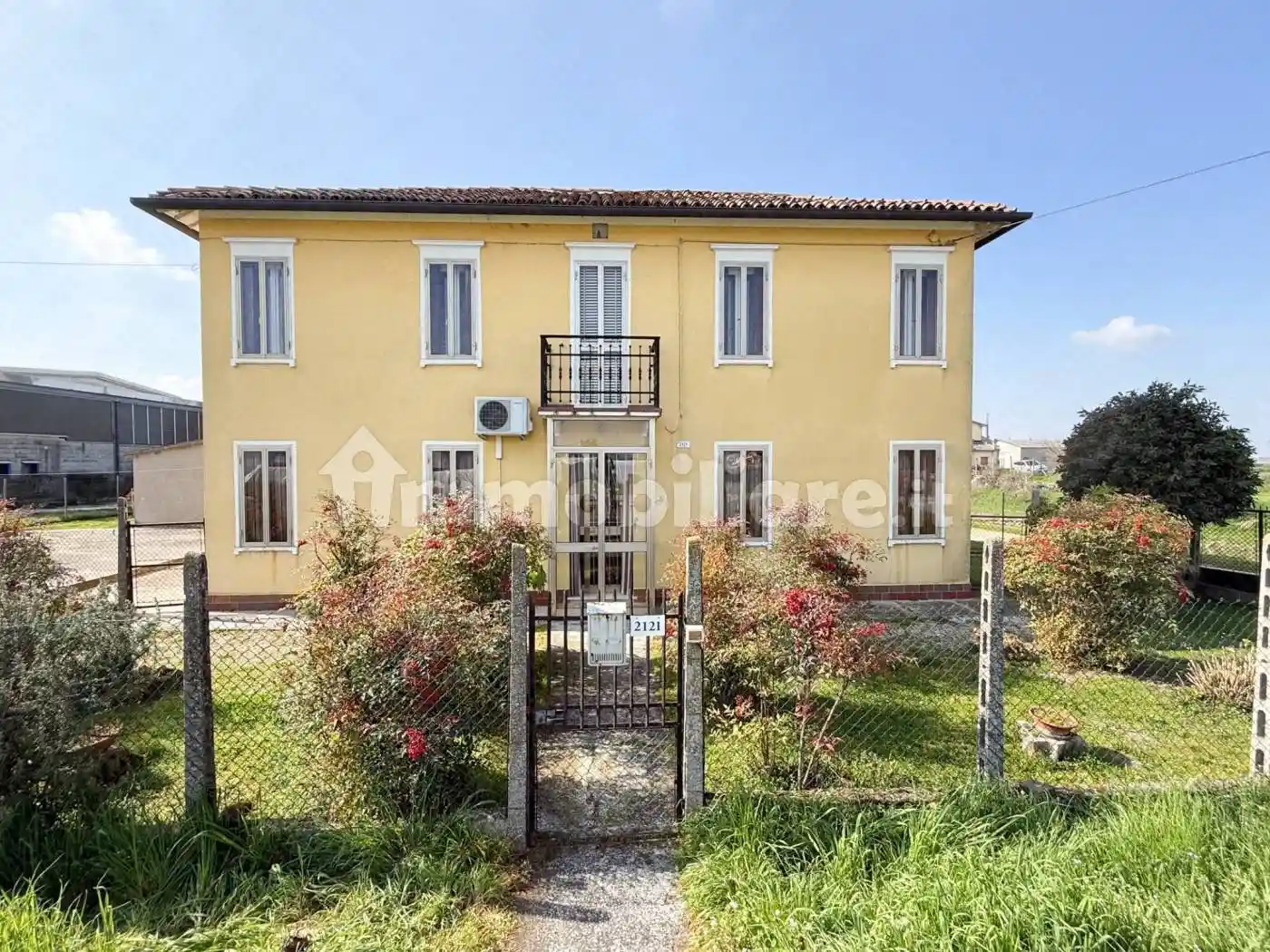 Villa in vendita a Castelnovo Bariano