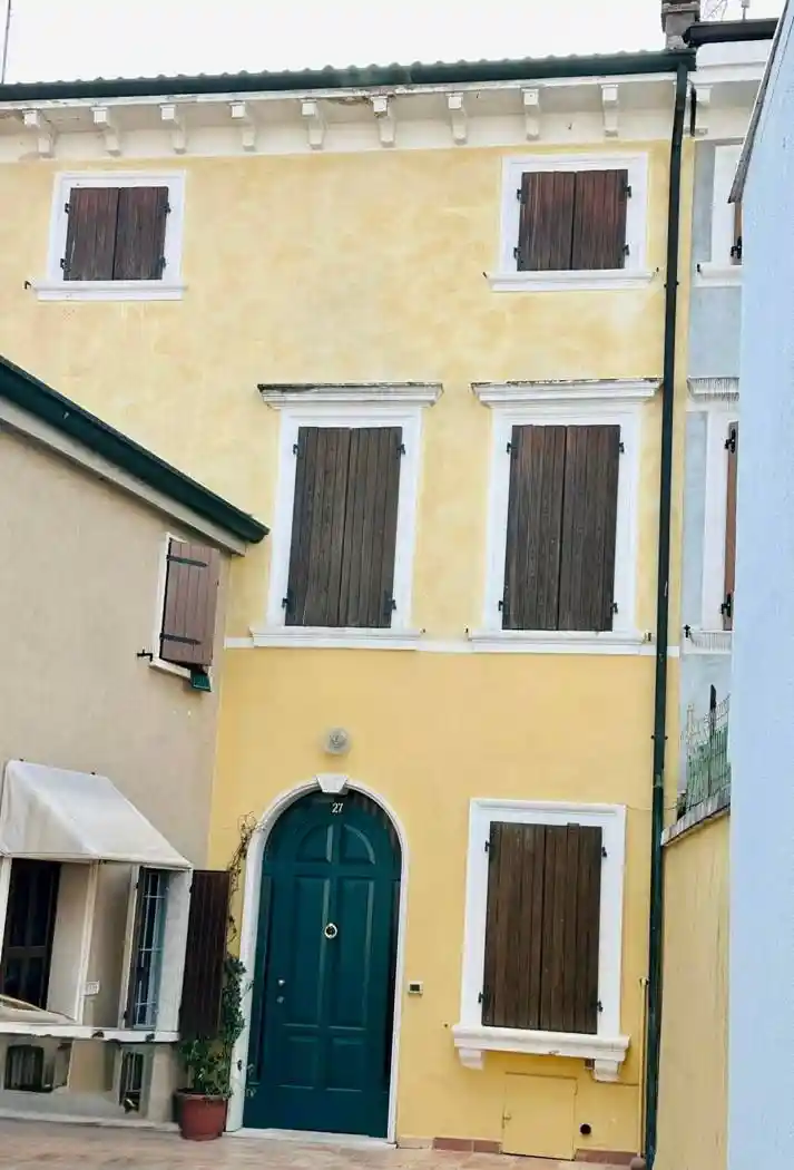 Casa indipendente in vendita a Valeggio sul Mincio