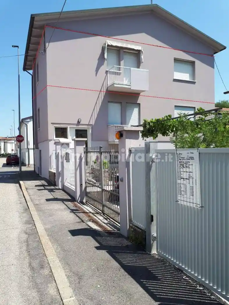 Appartamento in affitto a Legnago