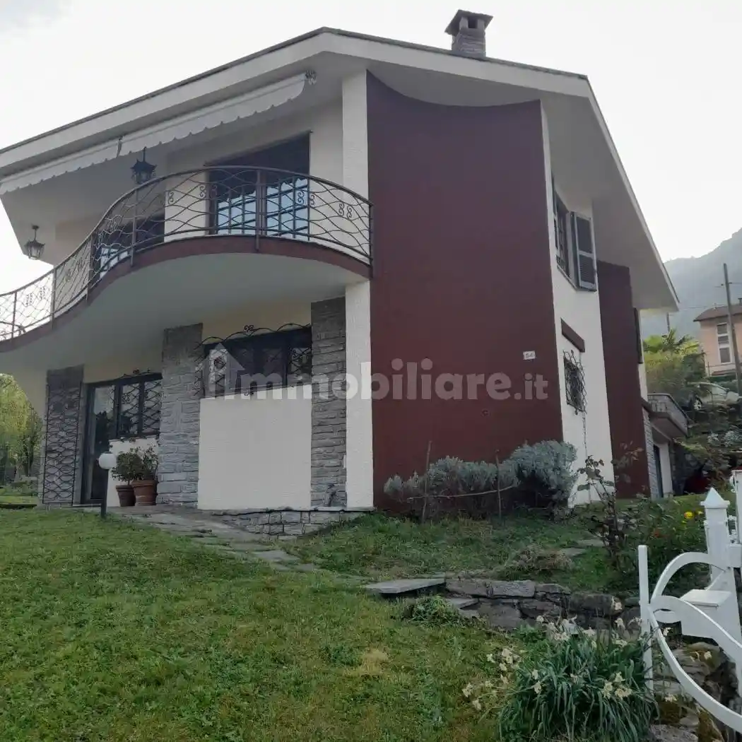 Villa in vendita a Casale Corte Cerro