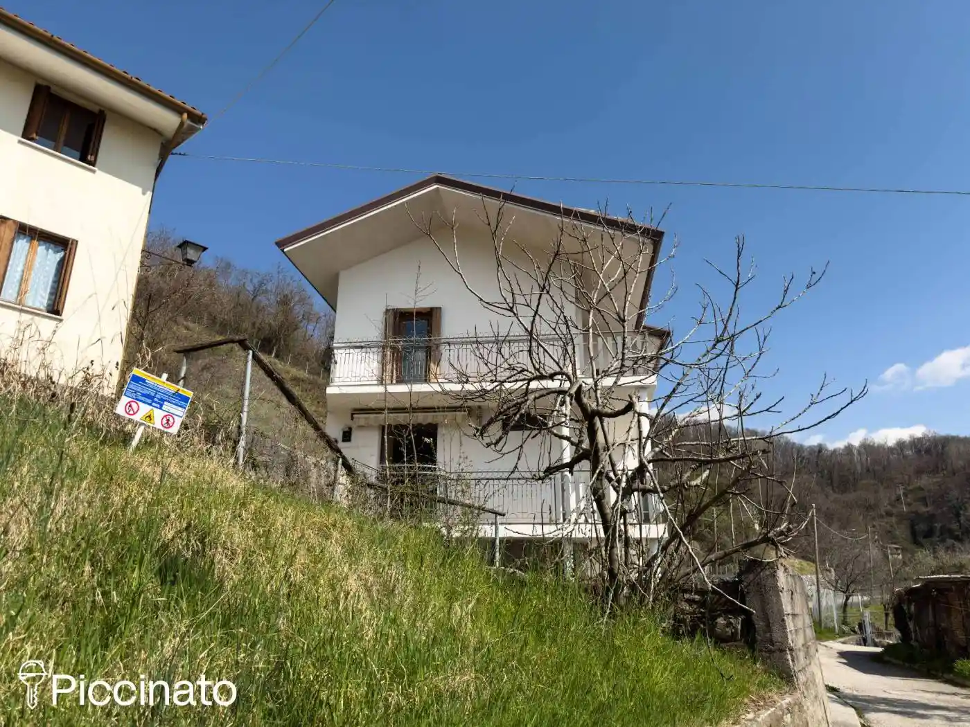 Villa in vendita a Frisanco