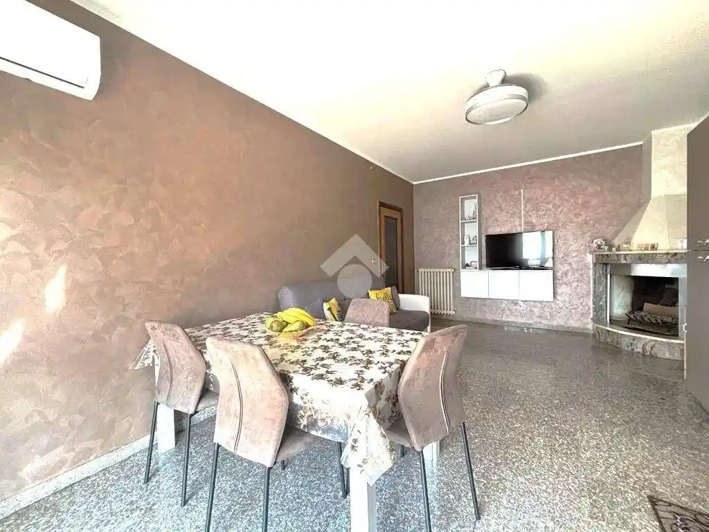 Appartamento in vendita a Pineto