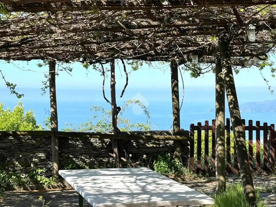 Villa in vendita a Lavagna