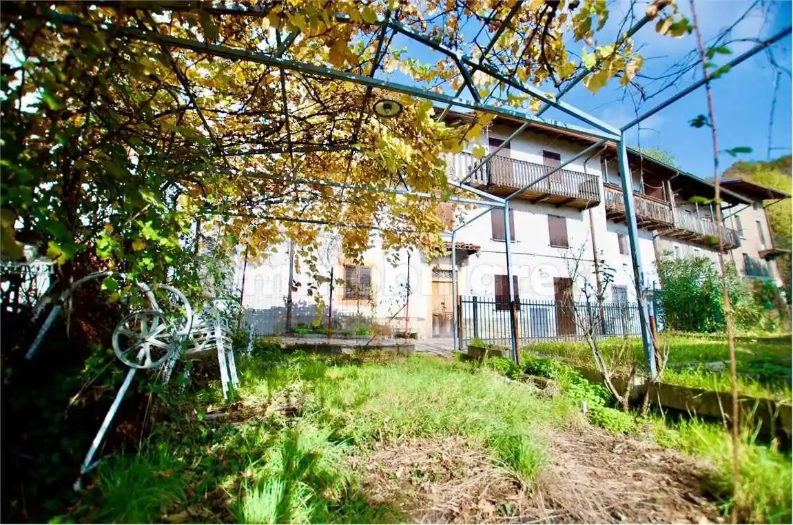 Casa indipendente in vendita a Berbenno