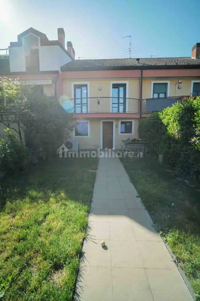 Villetta a schiera in vendita a Robecchetto con Induno