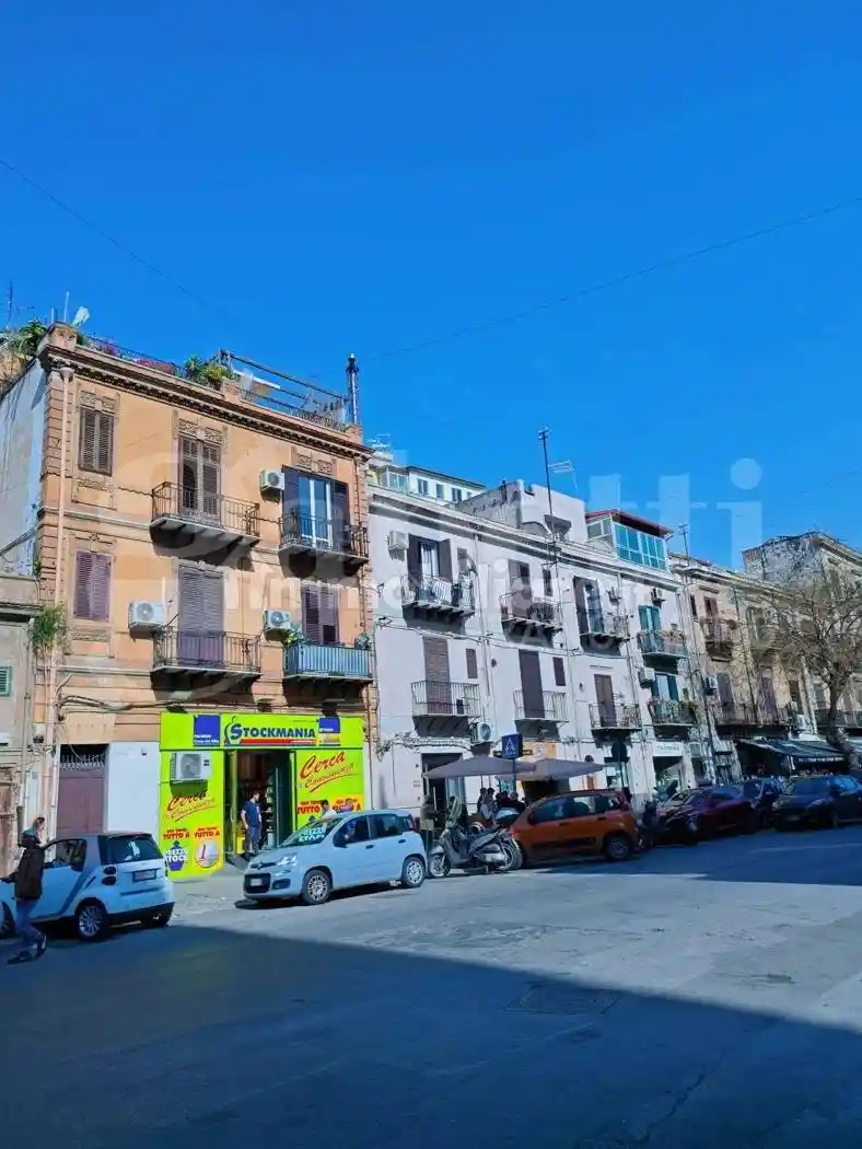 Appartamento in vendita a Palermo