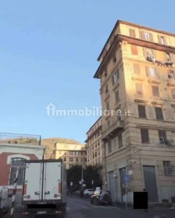 Appartamento in vendita a Genova