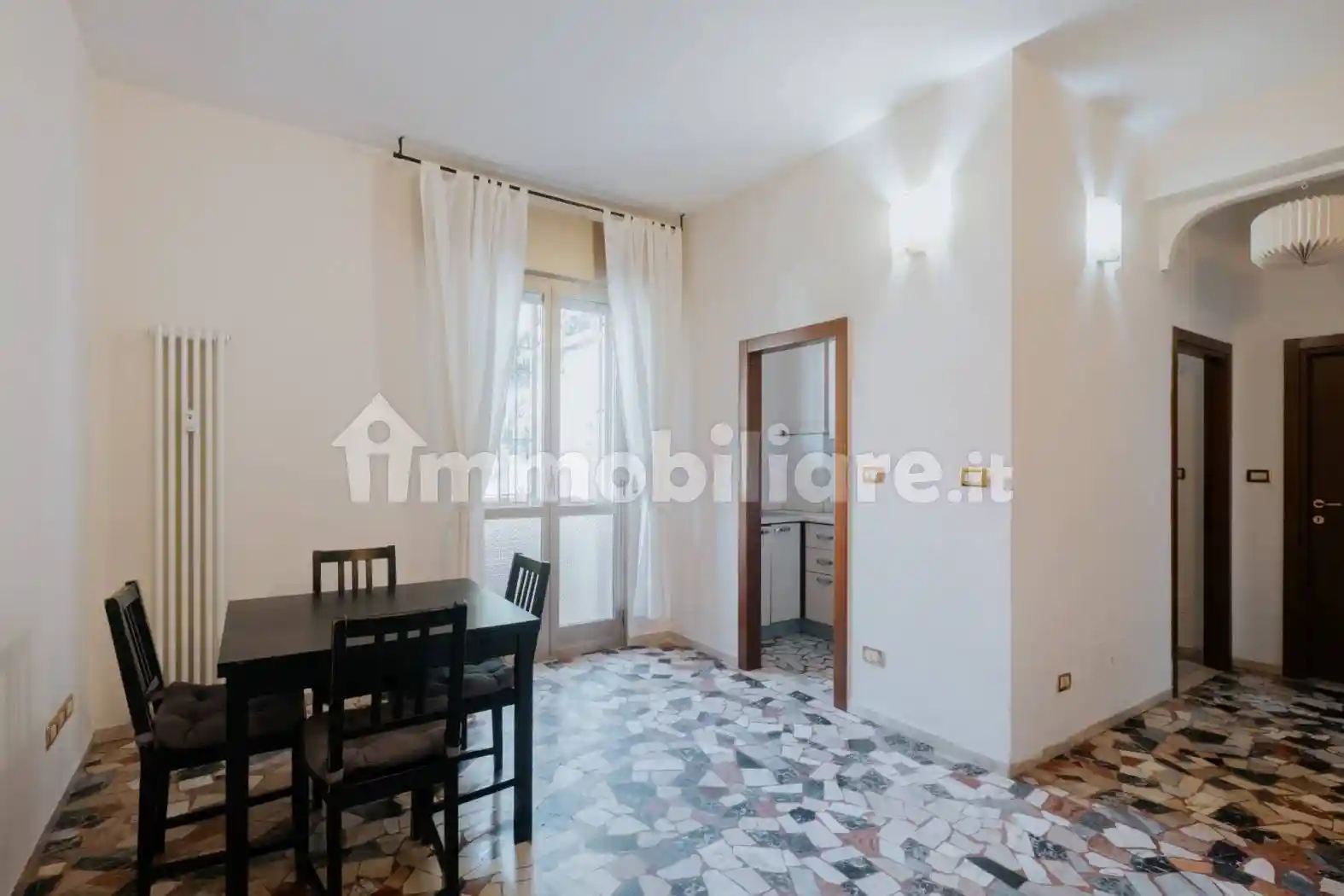 Appartamento in vendita a Casalecchio di Reno