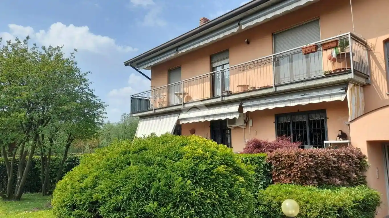 Appartamento in vendita a Inverigo