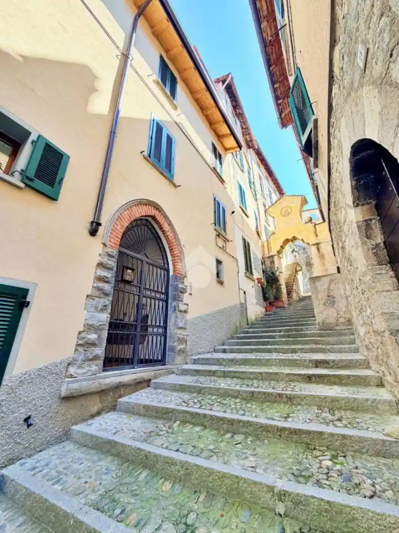 Appartamento in vendita a Bellano