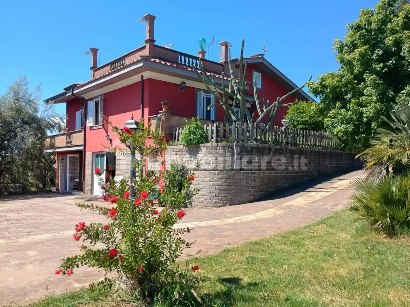 Villa in vendita a Genzano di Roma