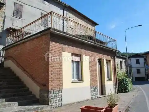 Villa in vendita a Toano