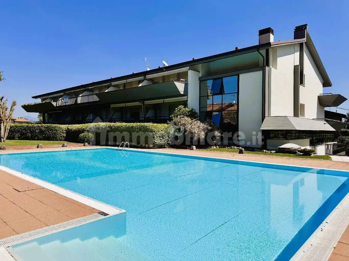 Appartamento in vendita a Desenzano del Garda