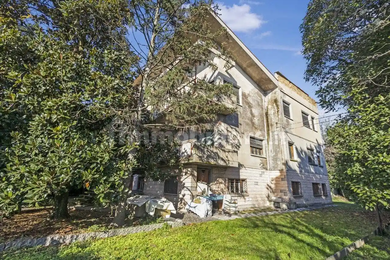 Villa in vendita a Lugo