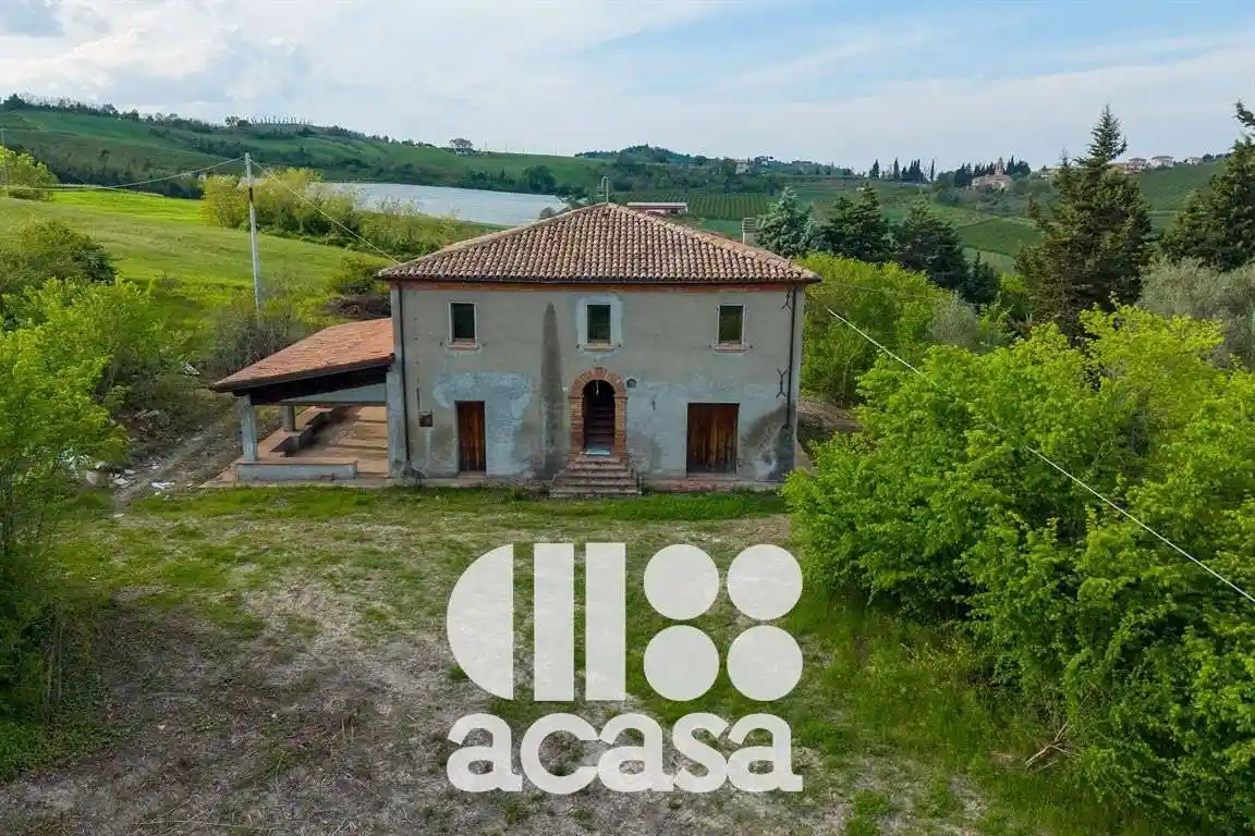 Rustico - Casale in vendita a Roncofreddo