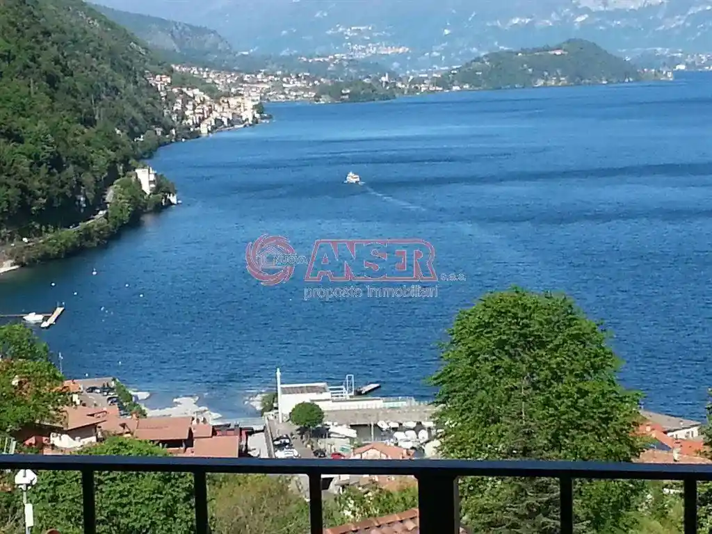 Appartamento in vendita a Argegno