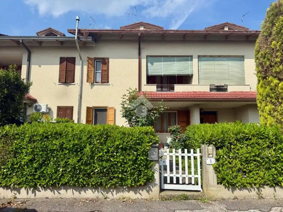 Villetta a schiera in vendita a Luzzara