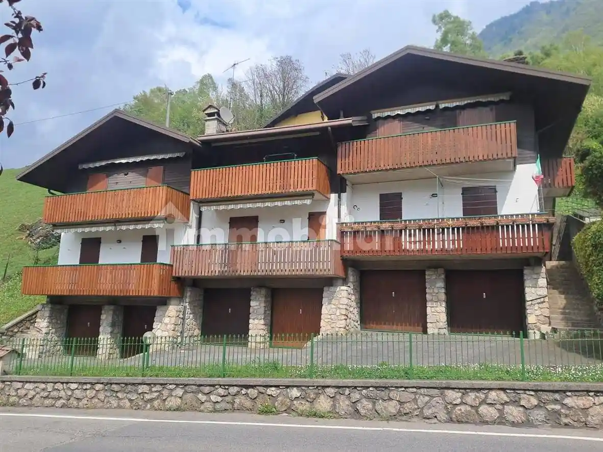 Appartamento in vendita a Serina