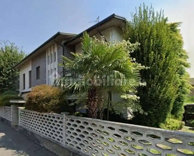 Appartamento in vendita a Limbiate