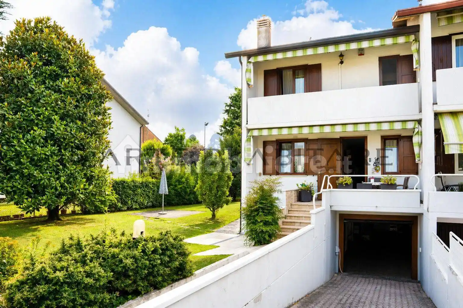 Villetta a schiera in vendita a Monticello Conte Otto