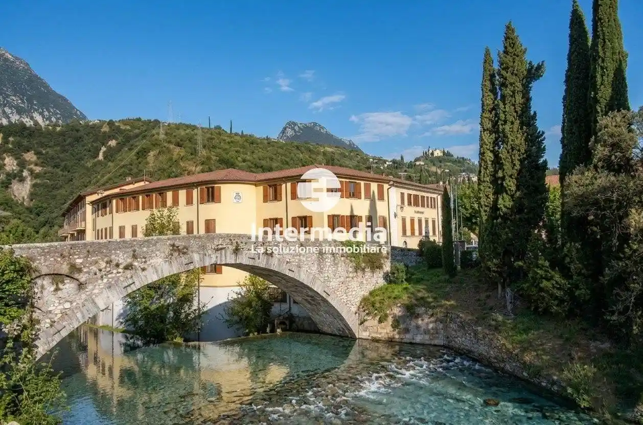 Appartamento in vendita a Toscolano-Maderno