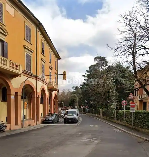 Appartamento in vendita a Bologna
