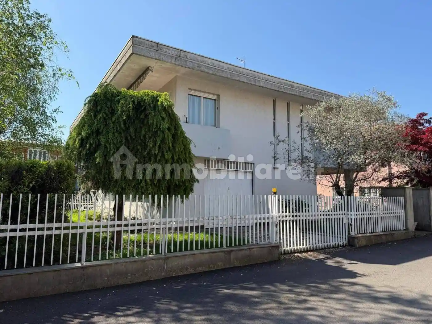 Villa in vendita a Albino