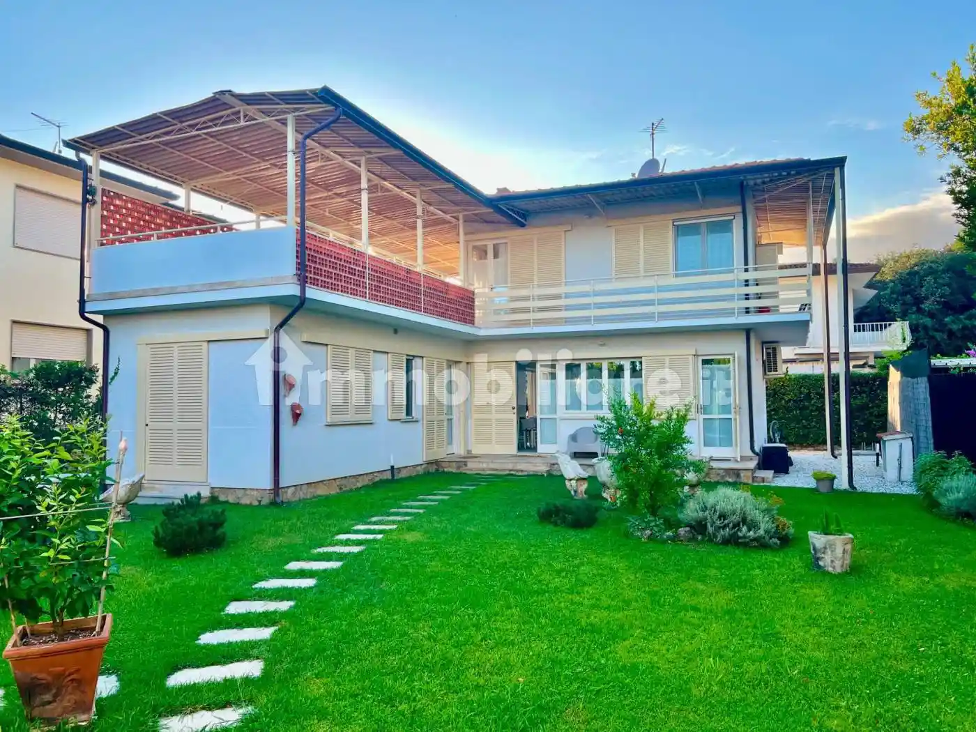 Villa in affitto a Pietrasanta