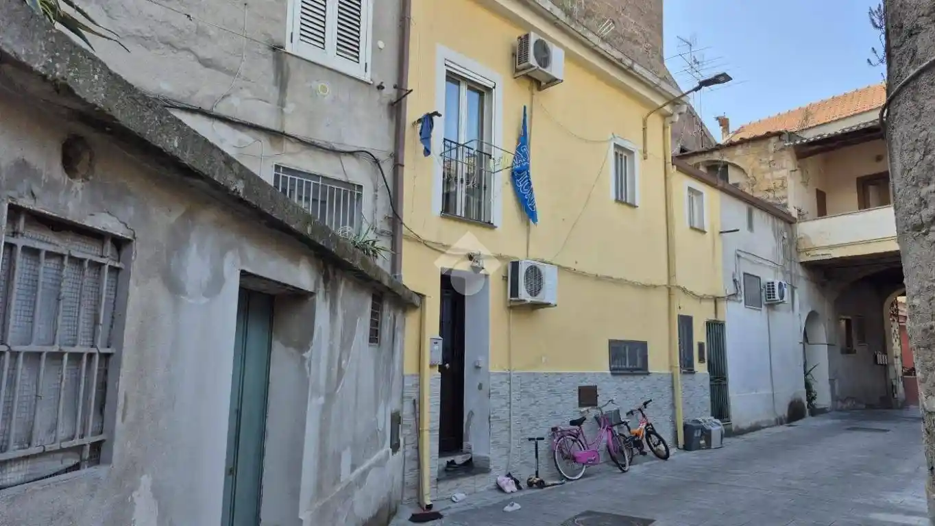 Appartamento in vendita a Curti