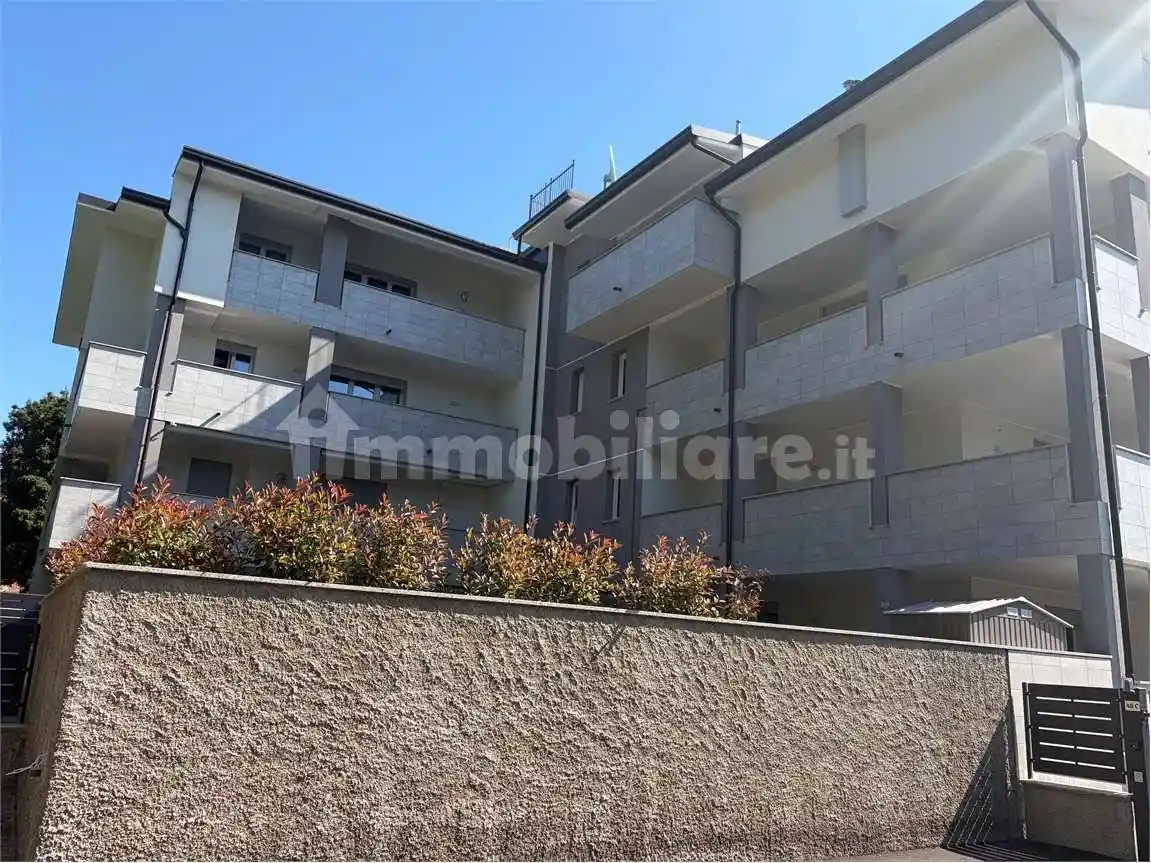 Appartamento in vendita a Limbiate