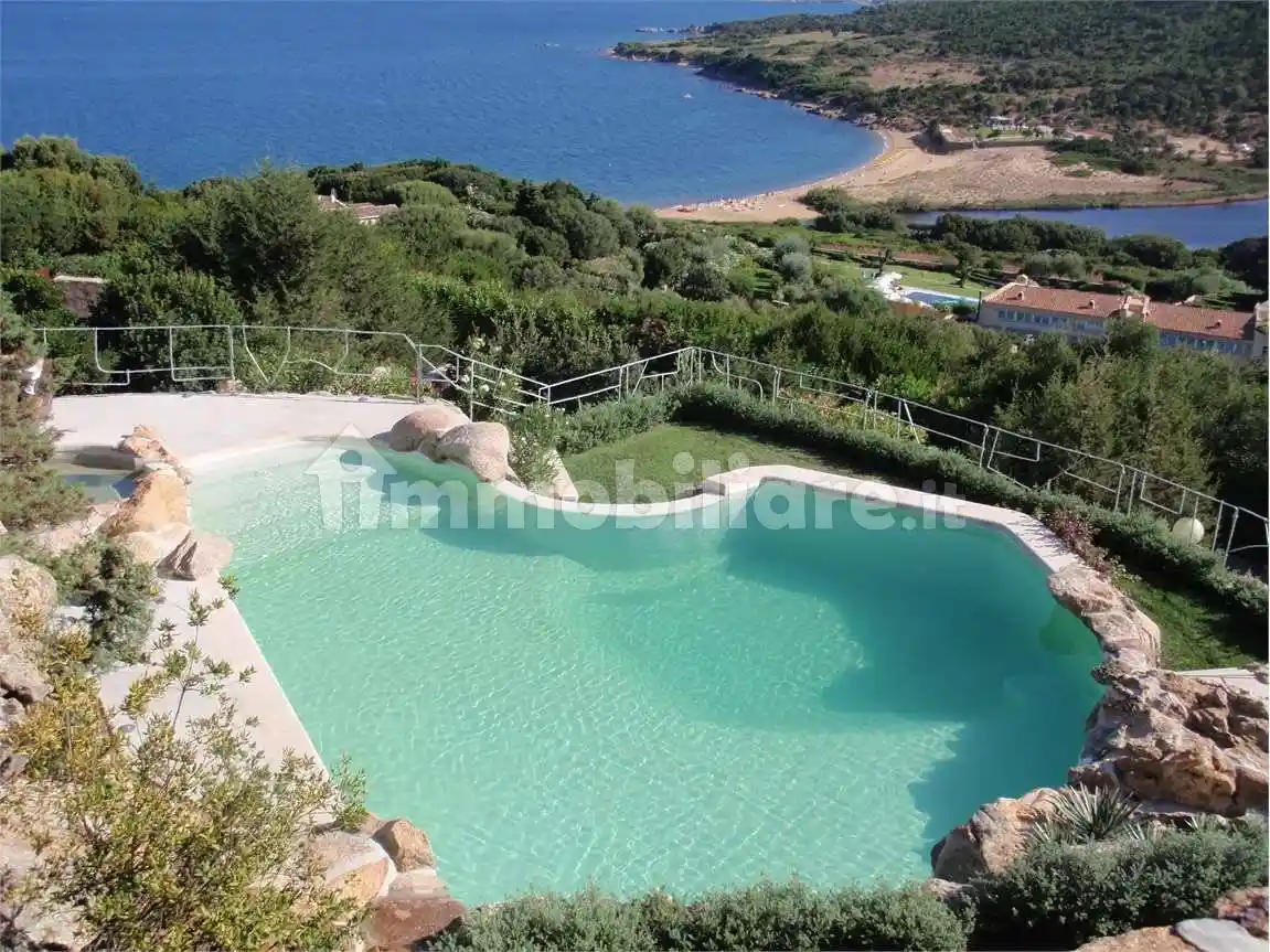 Villa in vendita a Arzachena