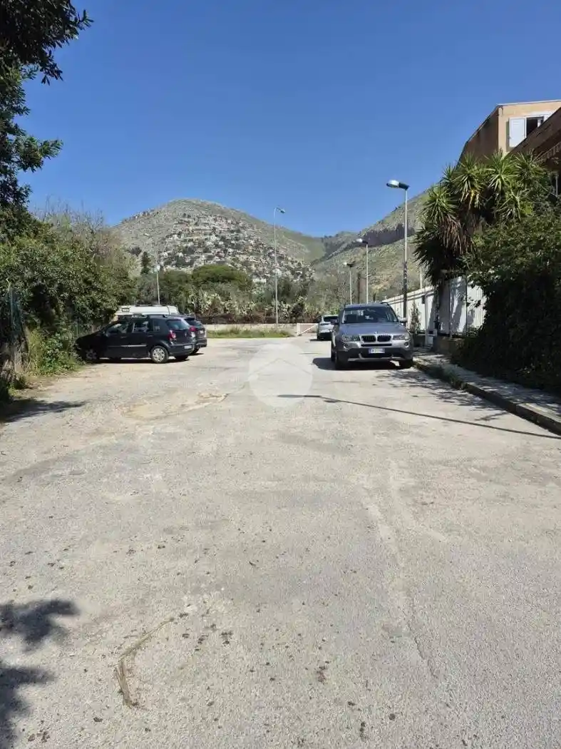 Appartamento in vendita a Palermo