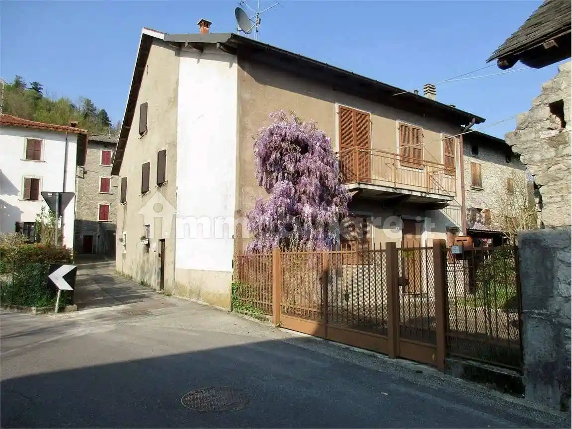 Casa indipendente in vendita a Berbenno