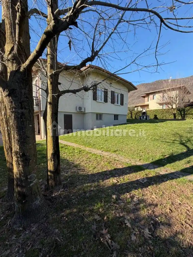 Villa in vendita a Concesio