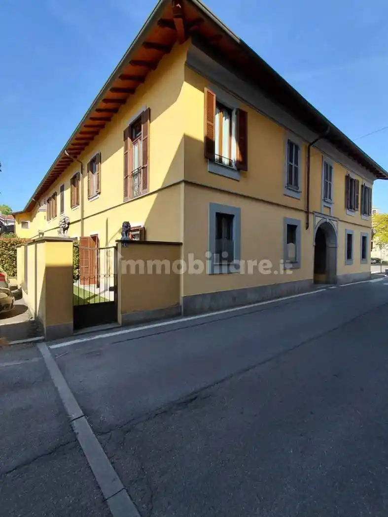 Appartamento in vendita a Busto Garolfo