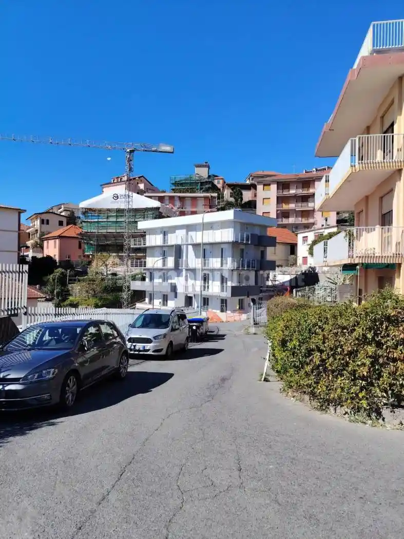 Appartamento in vendita a Varazze