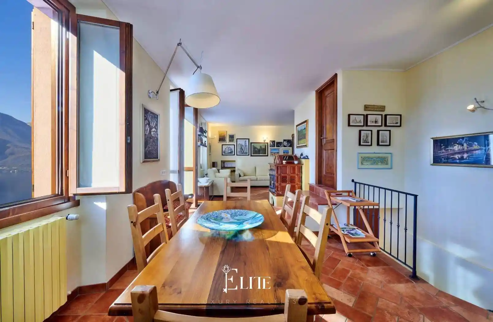 Villa in vendita a Perledo