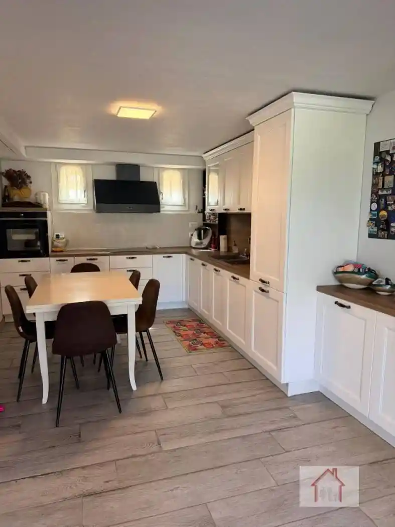 Casa indipendente in vendita a Giavera del Montello