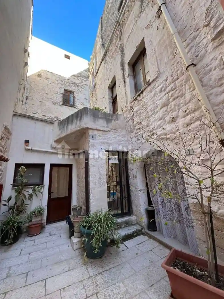Casa indipendente in vendita a Bitetto
