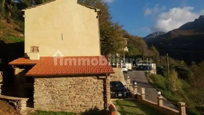 Villa in affitto a Seravezza