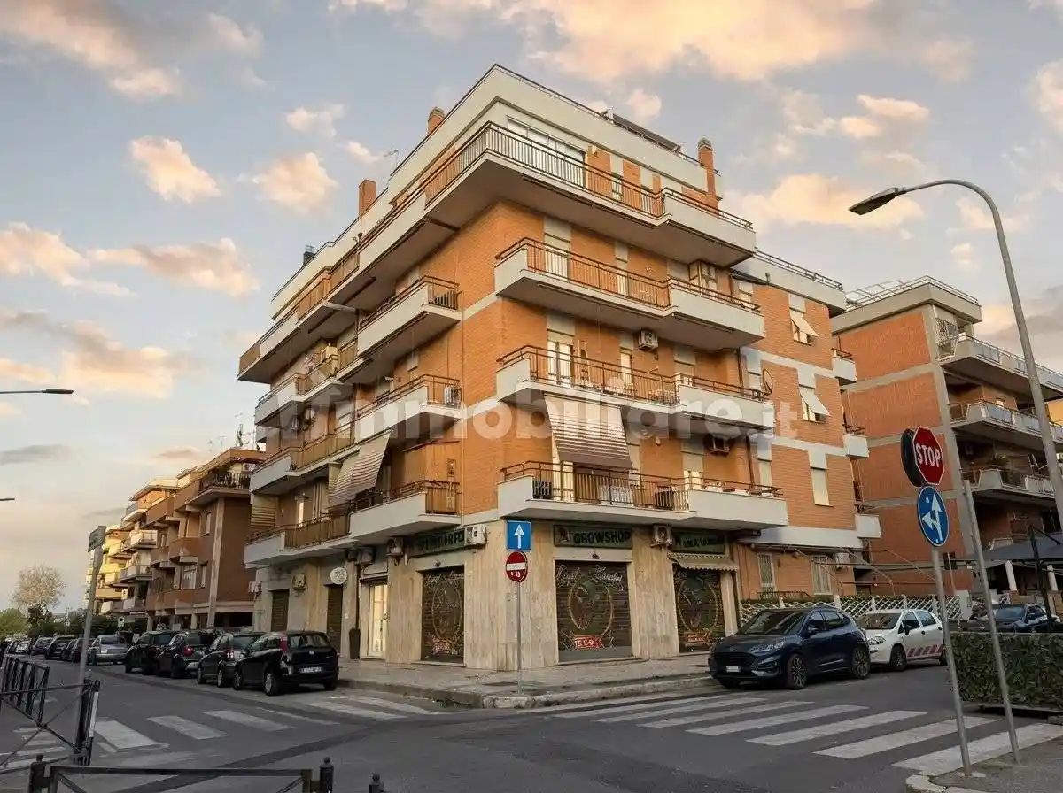 Appartamento in vendita a Pomezia