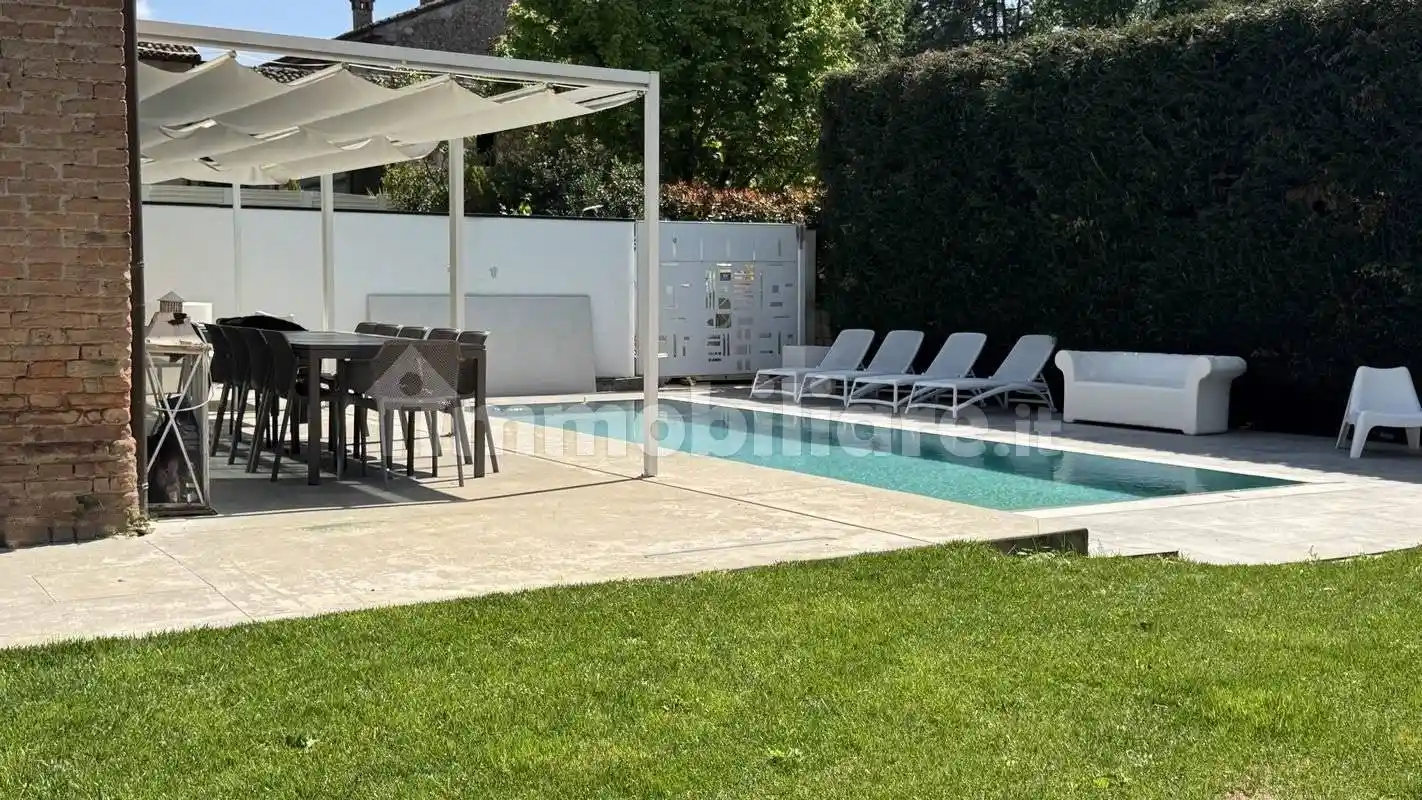 Rustico - Casale in vendita a Piacenza