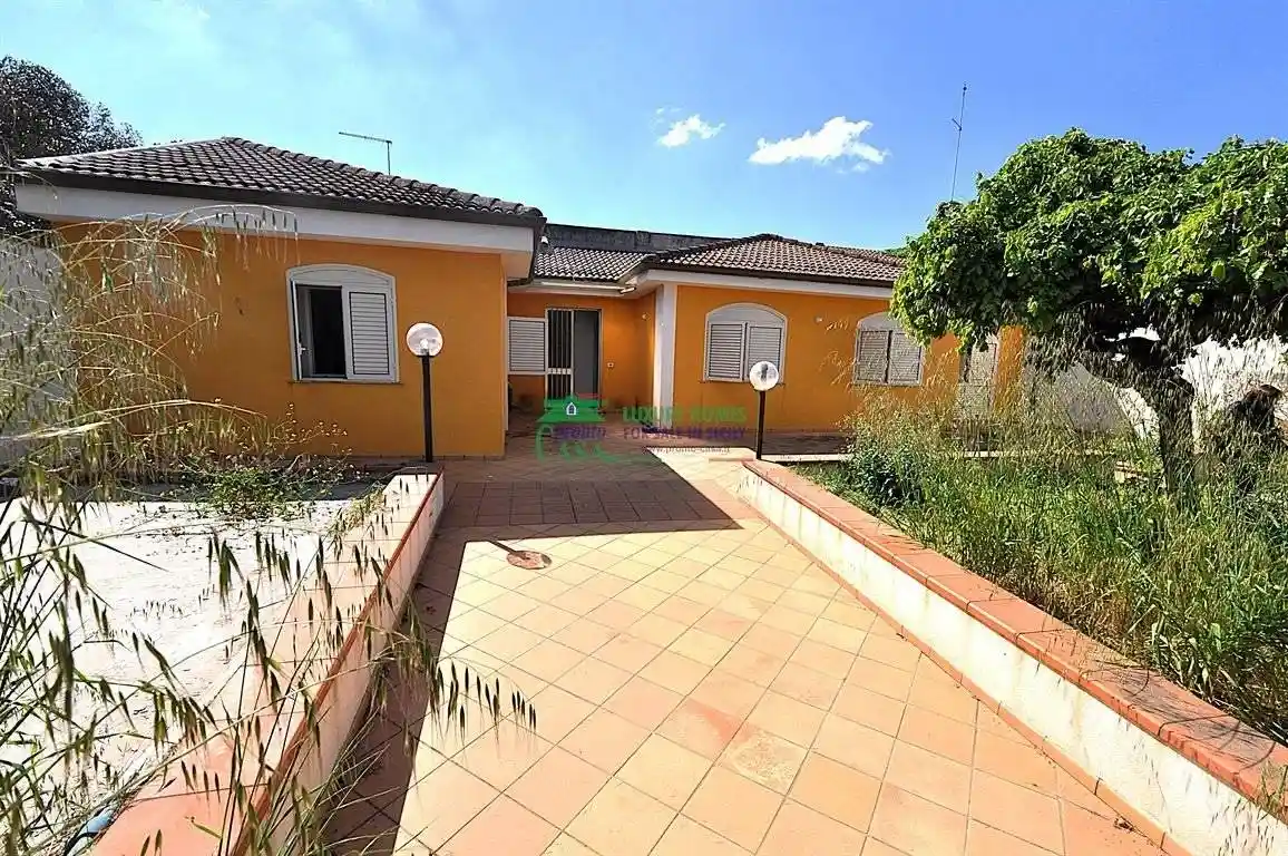 Casa indipendente in vendita a Ragusa