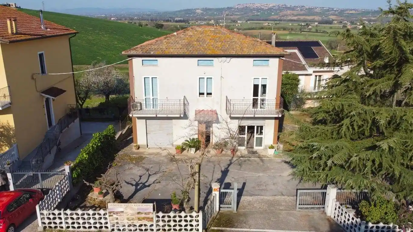 Casa indipendente in vendita a Potenza Picena