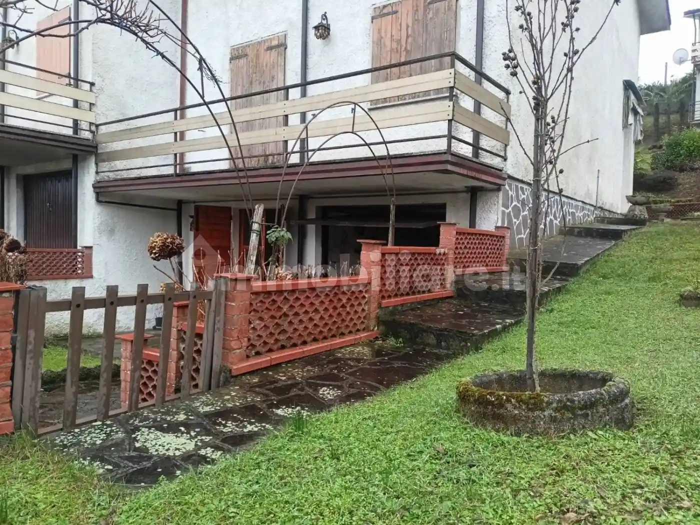Villa in vendita a Gropparello