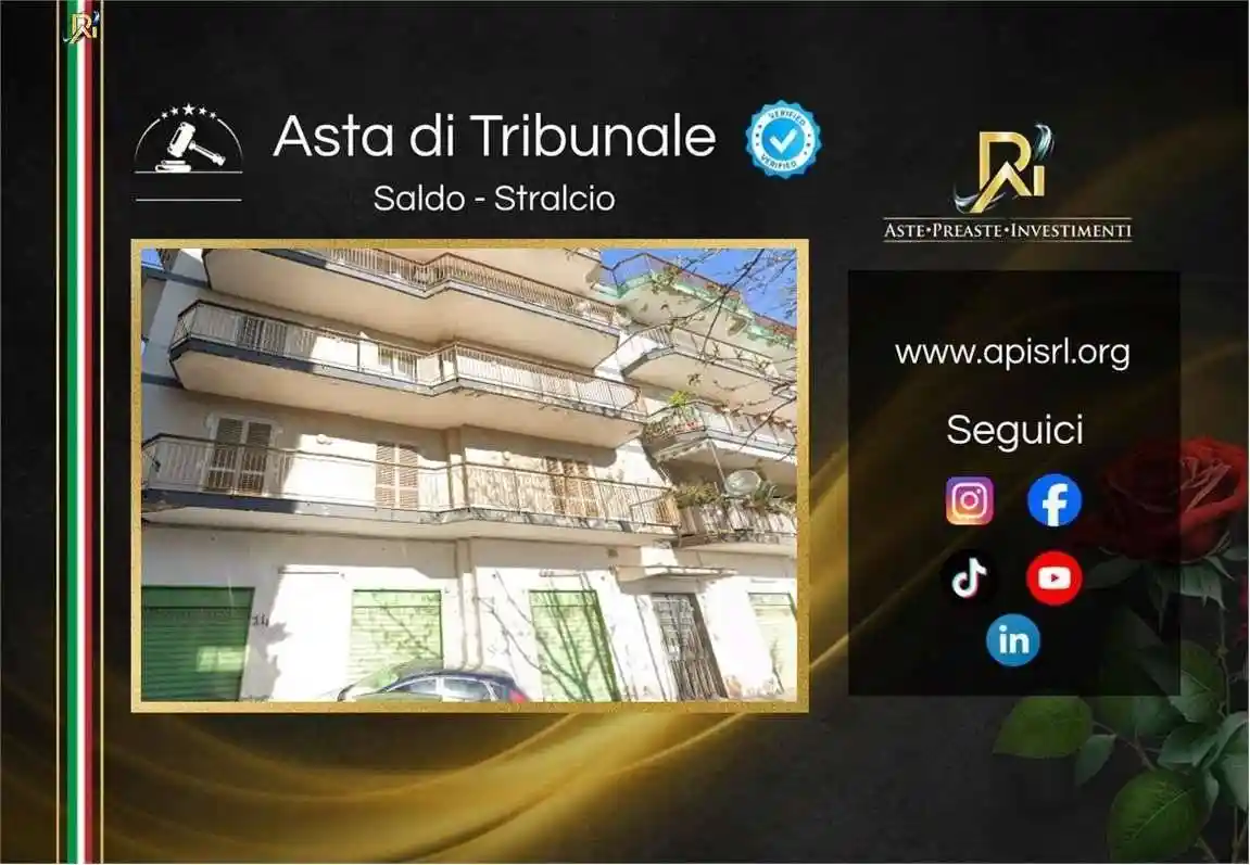 Appartamento in vendita a Napoli